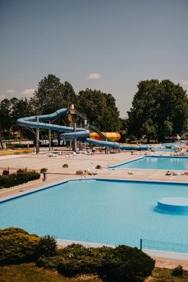 Terme Village - Mobile Homes Catez ob Savi Bagian luar foto