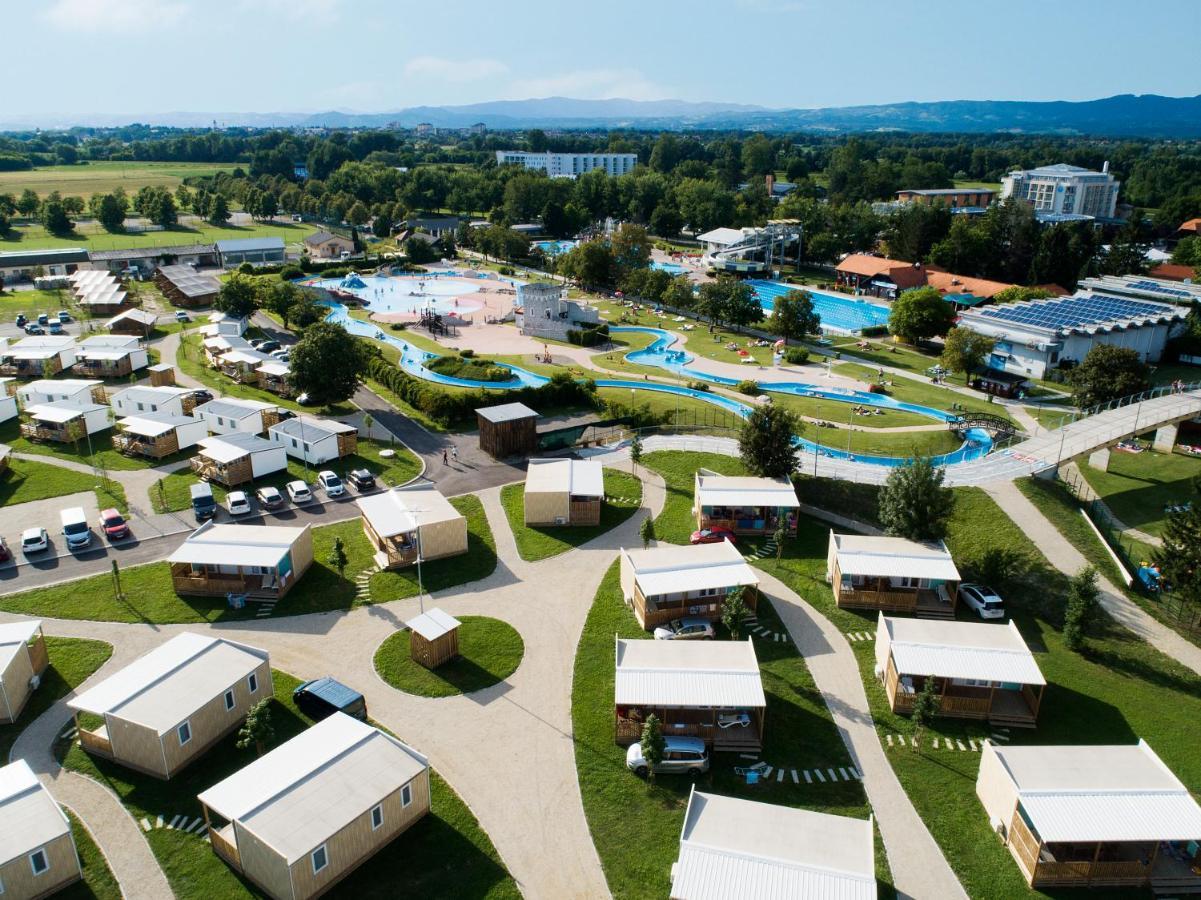 Terme Village - Mobile Homes Catez ob Savi Bagian luar foto