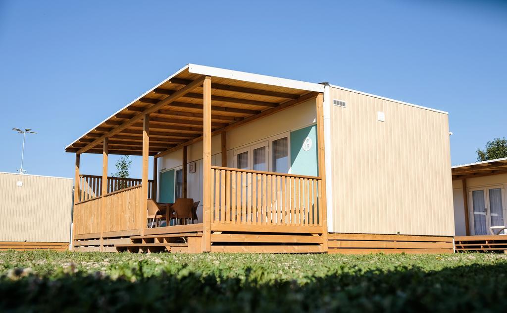 Terme Village - Mobile Homes Catez ob Savi Bagian luar foto