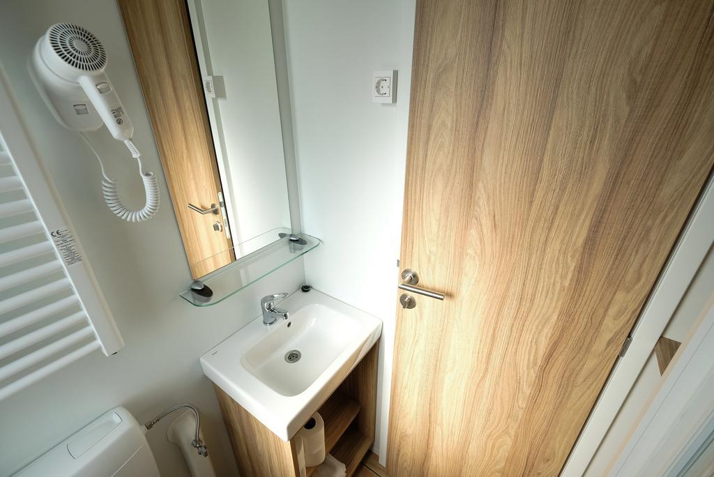 Terme Village - Mobile Homes Catez ob Savi Bagian luar foto